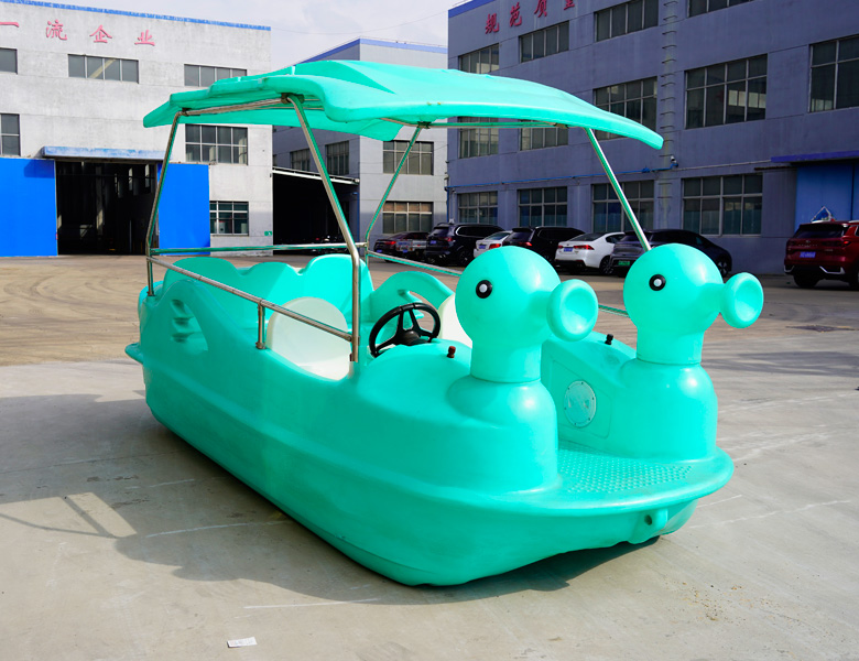 泡泡龍電動船